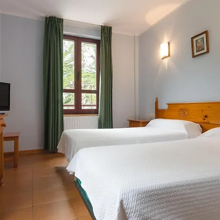 Hotel Arcea Mirador De Cabrales 2*