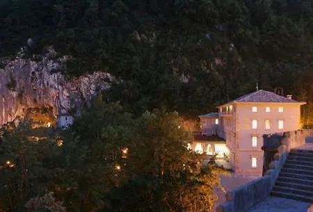 Arcea Mirador De Cabrales 2*