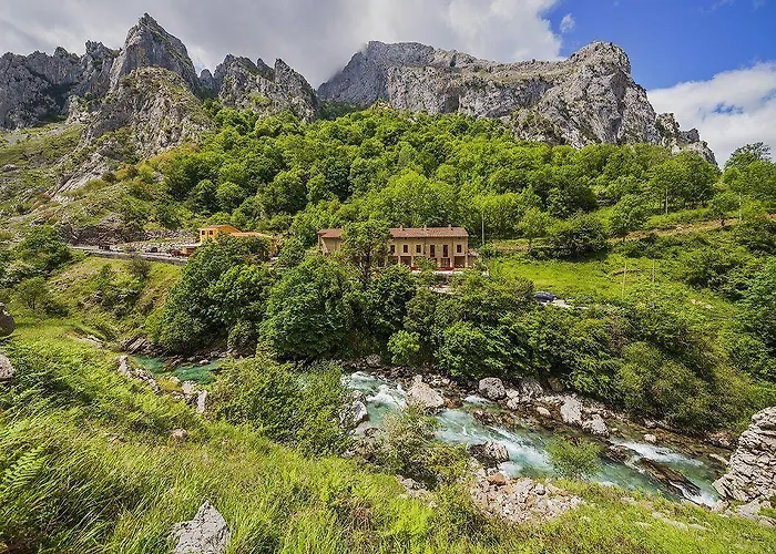 Arcea Mirador De Cabrales Hotel 2*